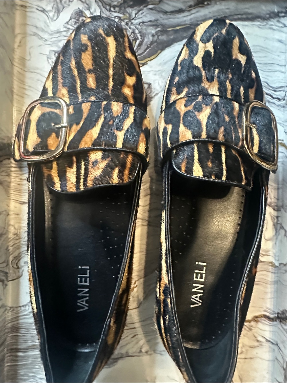 🔥🔥🔥 Vaneli Leopard-Print Loafers with Buckle - Black & Brown